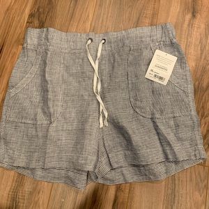 Athleta Linen Shorts (blue and white)